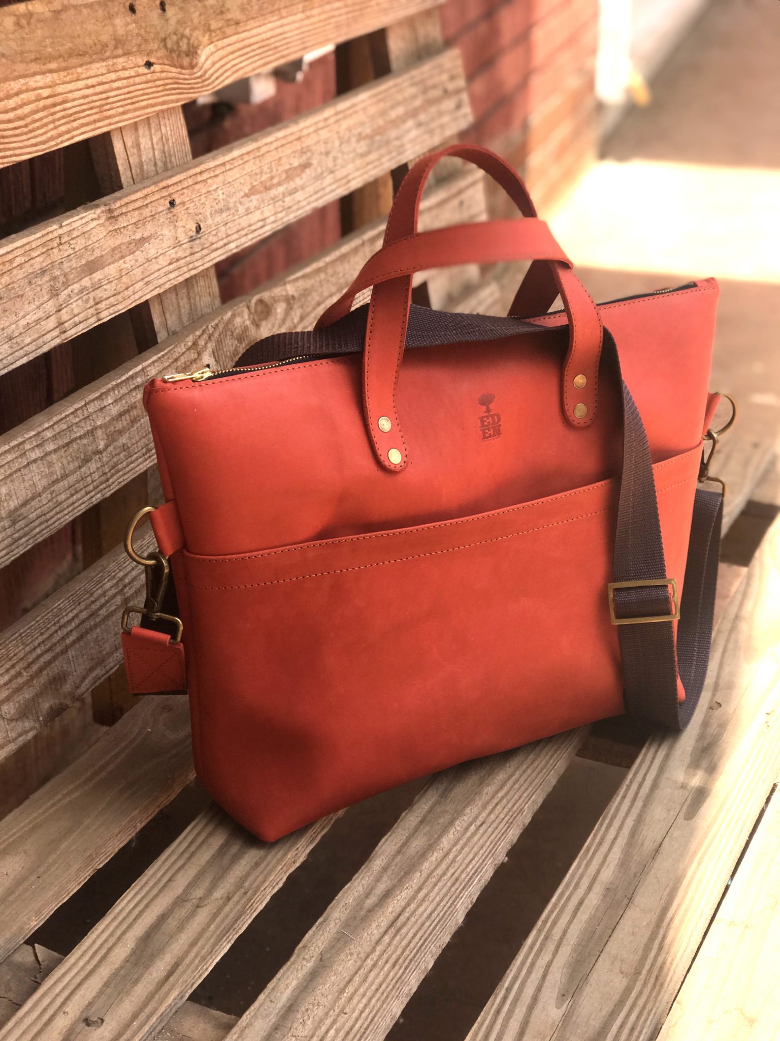 marc jacobs nylon pouch